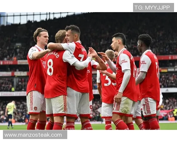 英超激战：拜仁狂胜阿森纳四球大捷补时绝杀点燃全场激情