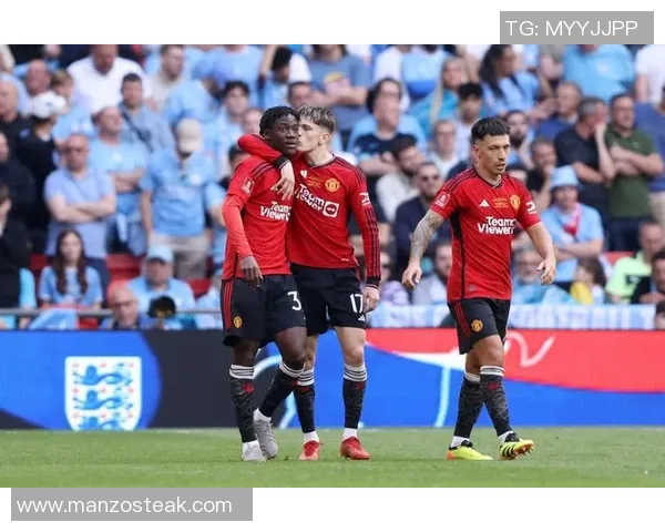 足总杯惊天冷门曼联6-2逆转莱比锡引发全场震撼