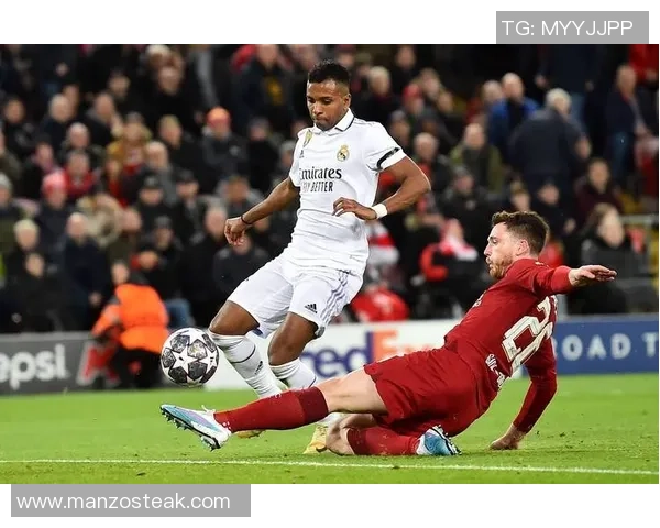 德甲焦点战曼联完胜利物浦神奇扑救引发争议判罚热议