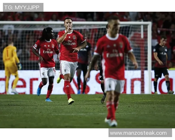 莱比锡大胜本菲卡五球狂潮帽子戏法点燃全场激情