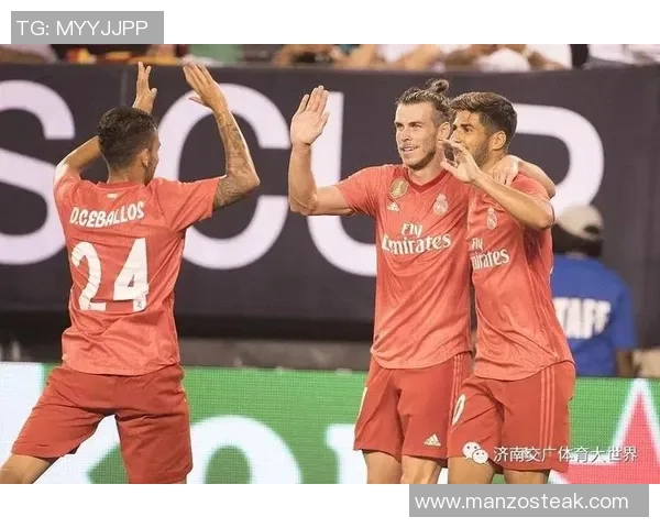 利物浦在世界杯中以3-0战胜切尔西点球大战瞬间点燃全场激情 利物浦在世界杯中以3-0战胜切尔西点球大战瞬间点燃全场激情