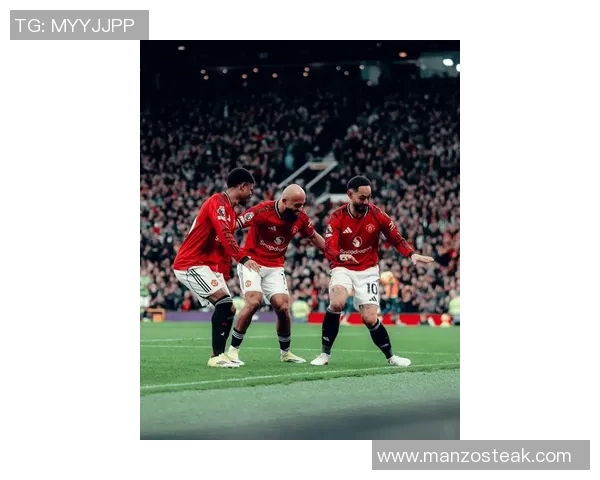 西甲联赛精彩对决利物浦大胜曼联五球狂潮引发转会热议 西甲联赛精彩对决利物浦大胜曼联五球狂潮引发转会热议