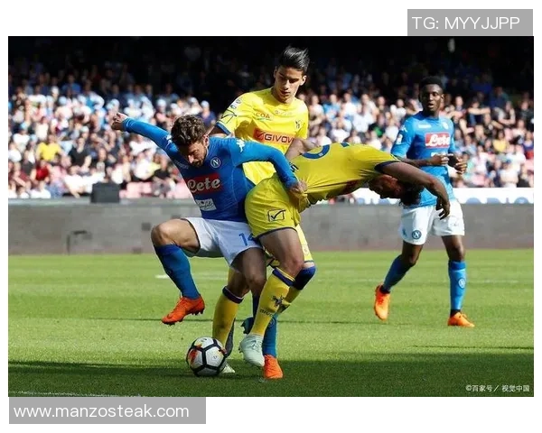 欧冠激战：那不勒斯与巴萨战成平局乌龙球成焦点引发全场热议