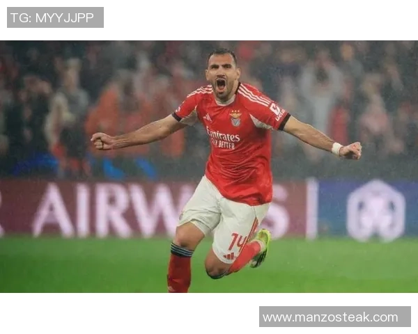 欧冠激战：皇马与阿森纳战成平局补时进球引发全场狂欢